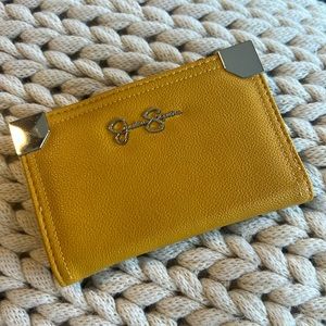 Jessica Simpson wallet